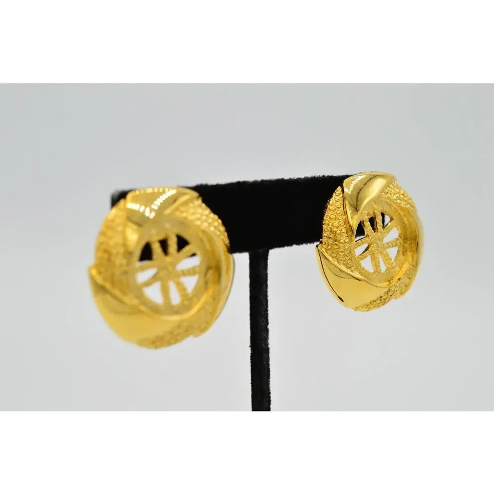 Vintage Chunky Earrings Brushed Gold Tone Nautical Round Wheel NOS 1980s 9L